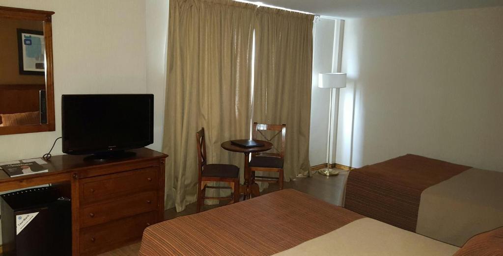 Howard Johnson By Wyndham San Pedro Εξωτερικό φωτογραφία